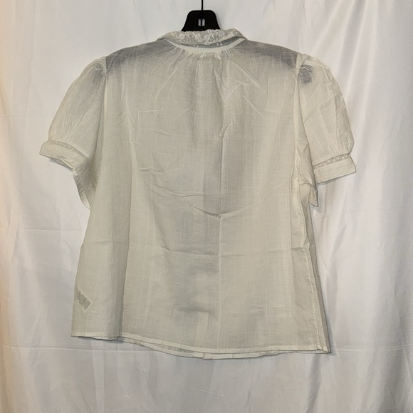 White The Kindred Top | THE GREAT. - Picture 4 of 8